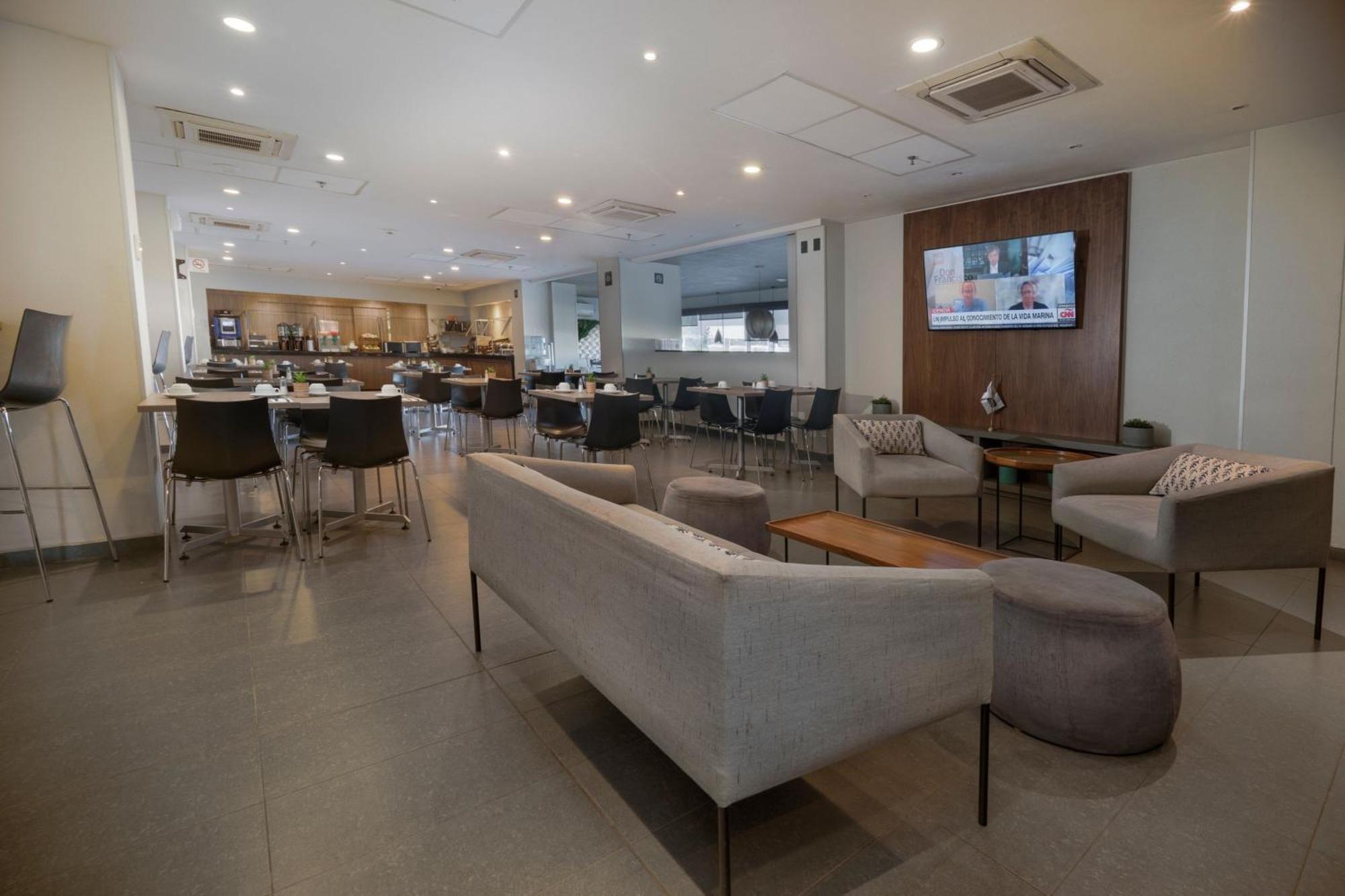 City Express By Marriott Santiago Aeropuerto Luaran gambar