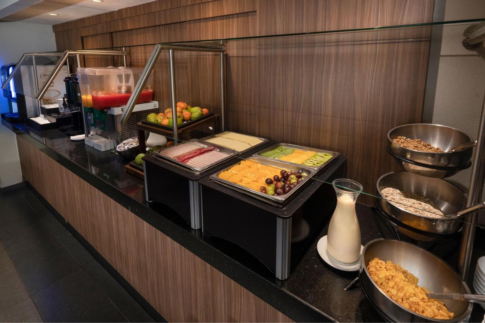 City Express By Marriott Santiago Aeropuerto Luaran gambar